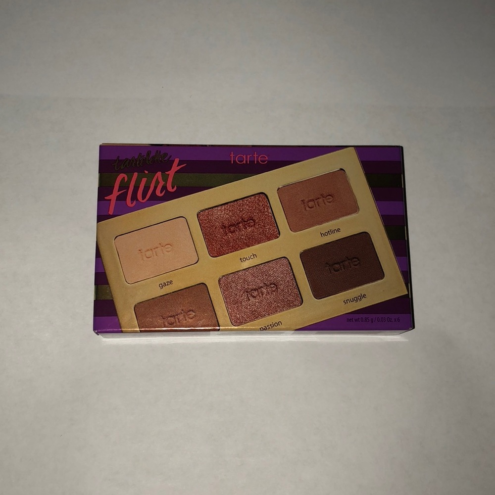 Tartlets flirt Amazonian clay eyeshadow palette